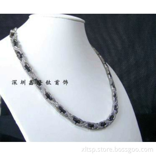 TT18 Black Women Stainless Steel Necklace
